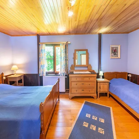Attractive In Vielsalm With Large Garden Chalet *