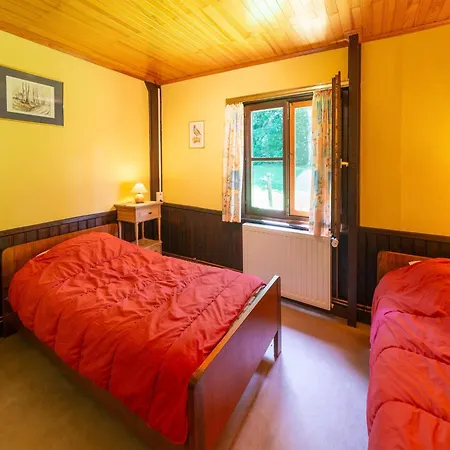 Charming In Vielsalm בקתה *