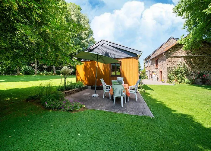 Charming In Vielsalm Dağ evi Ennal